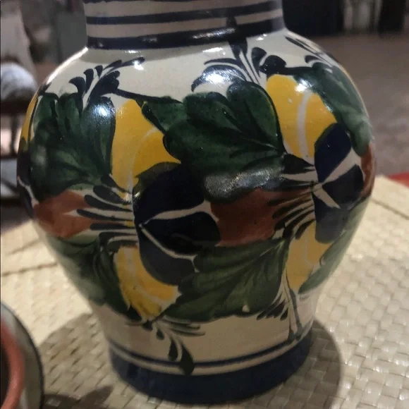 Moroccan Hand-Painted Ceramic Ginger Jar with Lid — Multicolor Floral Design - Picture 4 of 4